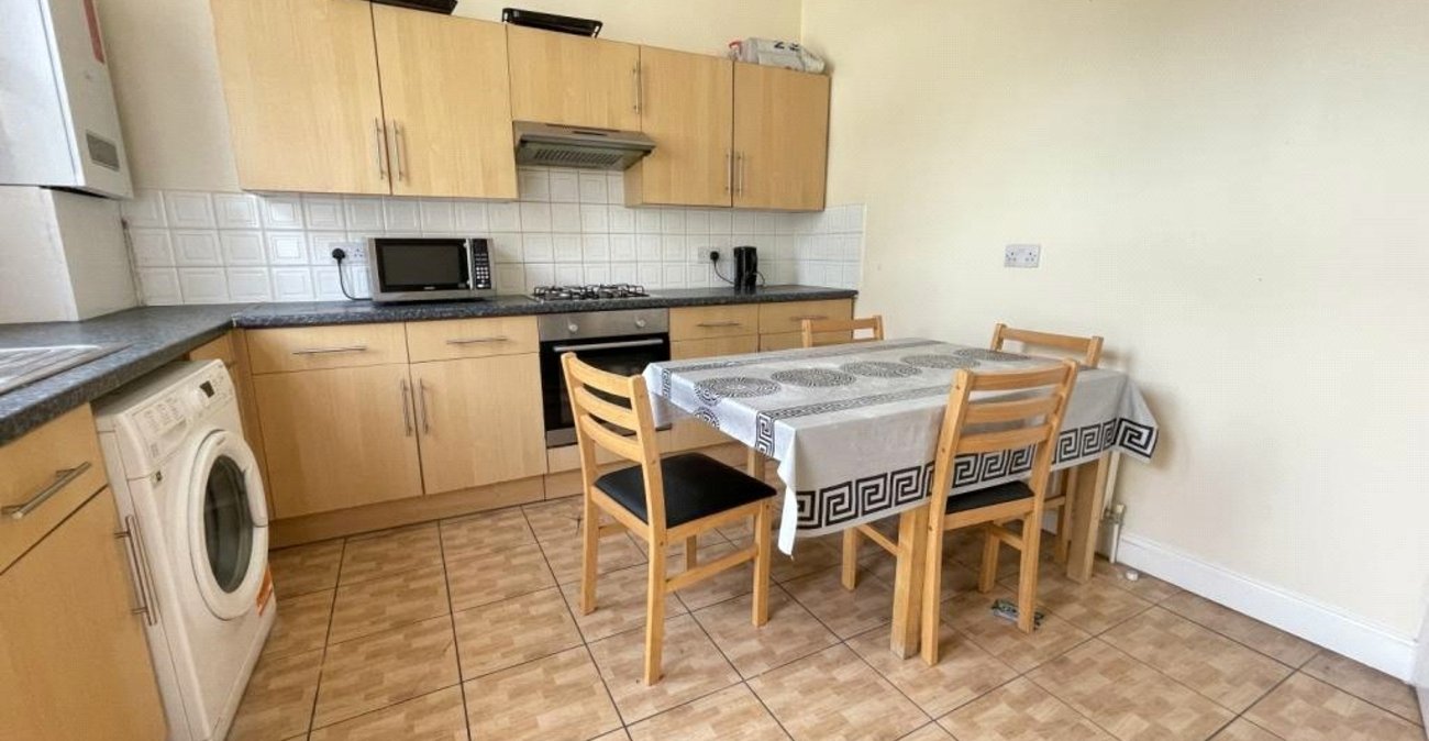 3 bedroom house for sale in Lewisham | Robinson Jackson