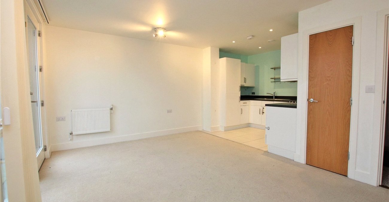 1 bedroom property for sale in Eltham | Robinson Jackson