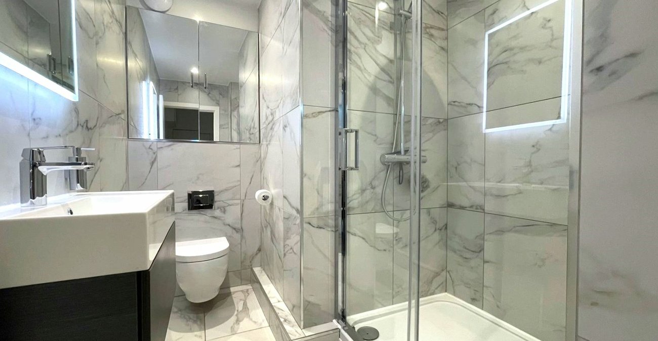 1 bedroom property for sale in London | Robinson Jackson