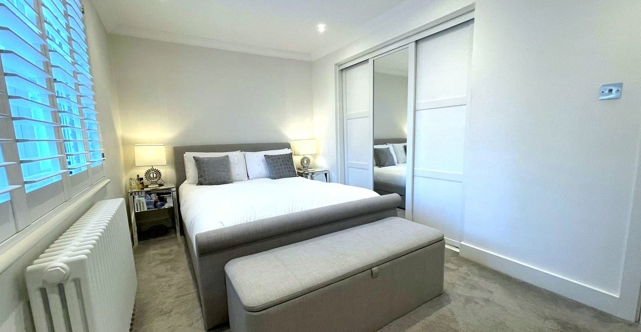 1 bedroom property for sale in London | Robinson Jackson