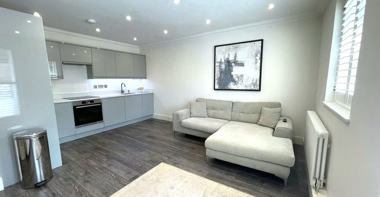 1 bedroom property for sale in London | Robinson Jackson