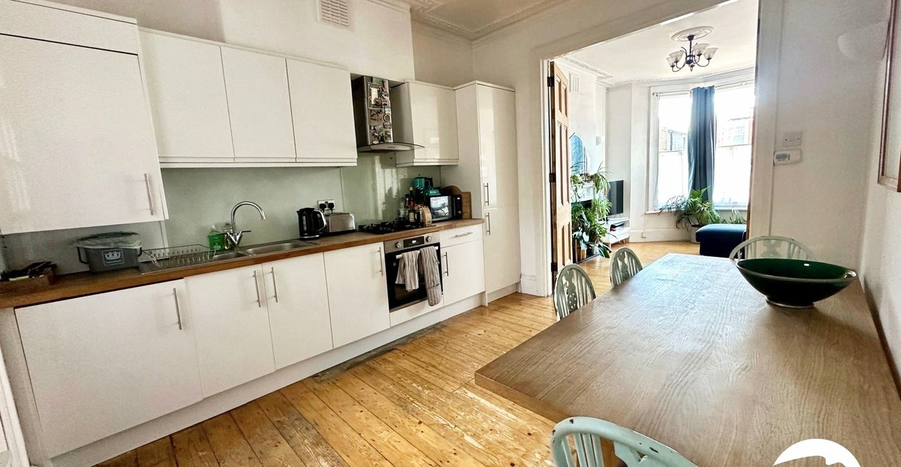 2 bedroom property for sale in Lewisham | Robinson Jackson