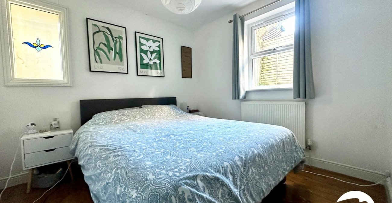 2 bedroom property for sale in Lewisham | Robinson Jackson