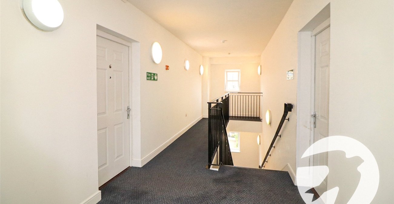 2 bedroom property for sale in Rainbow Road | Robinson Jackson