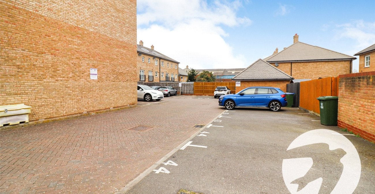 2 bedroom property for sale in Rainbow Road | Robinson Jackson