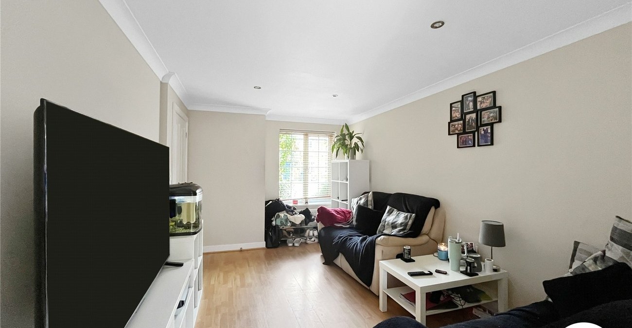 2 bedroom house for sale in Sittingbourne | Robinson Michael & Jackson