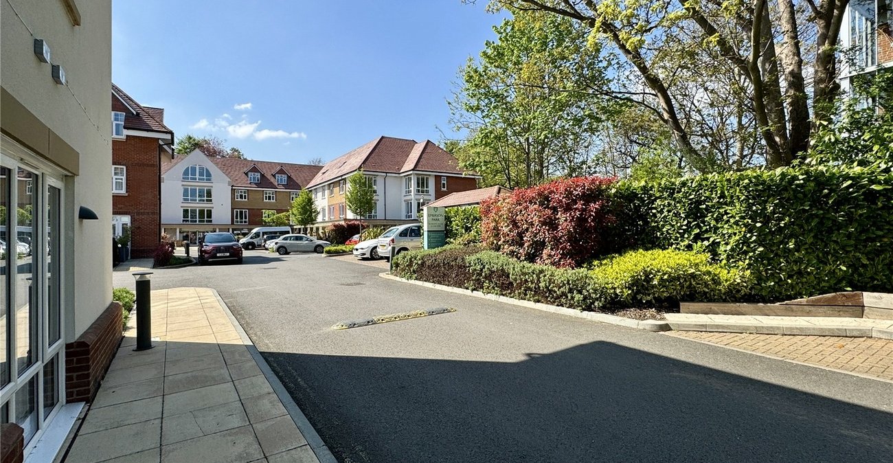 1 bedroom property for sale in Rowhill Road | Robinson Jackson