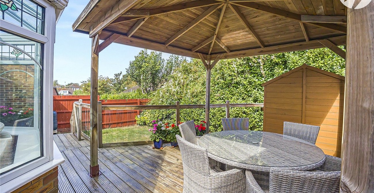 4 bedroom house for sale in Hextable | Robinson Jackson