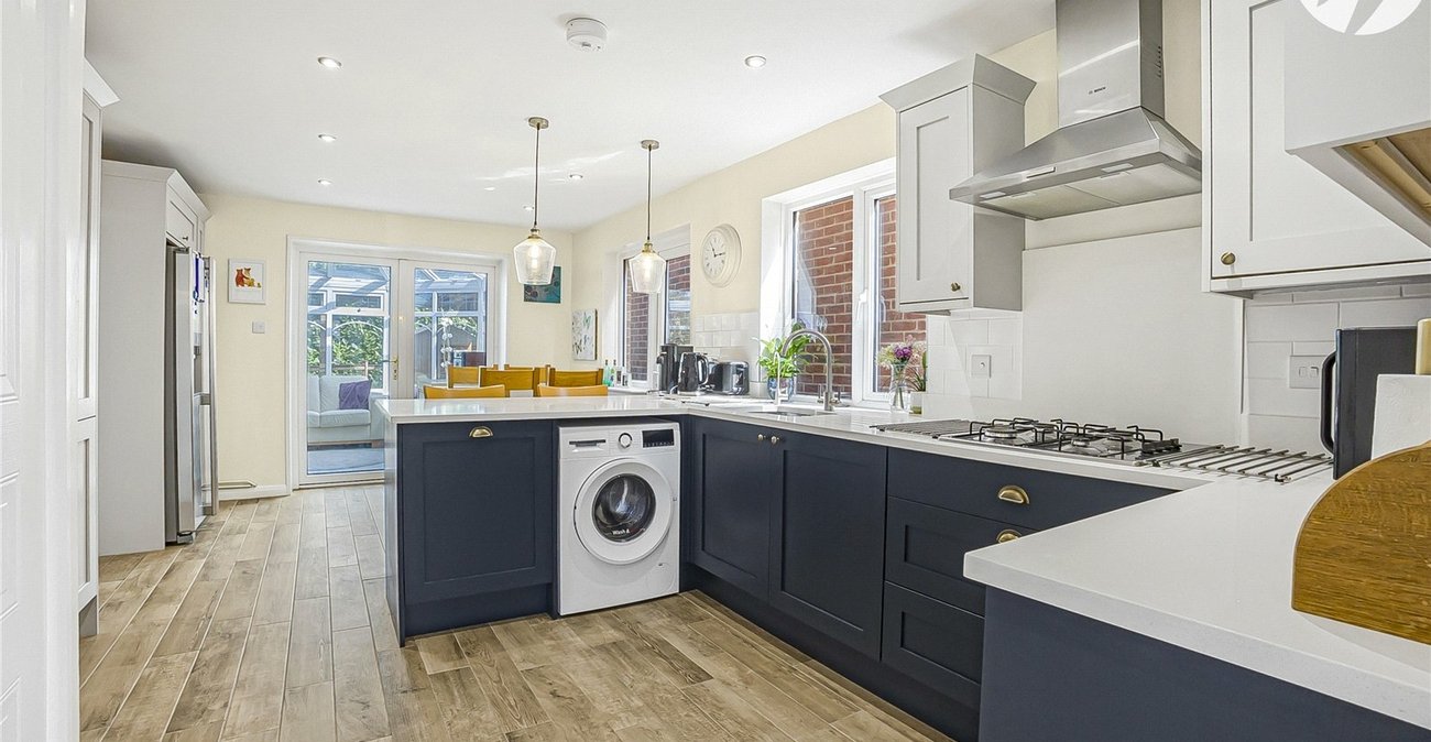 4 bedroom house for sale in Hextable | Robinson Jackson