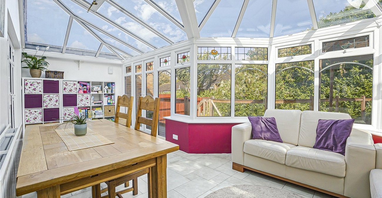 4 bedroom house for sale in Hextable | Robinson Jackson