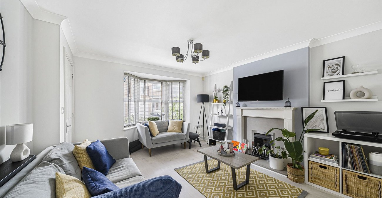 3 bedroom house for sale in Greenhithe | Robinson Jackson