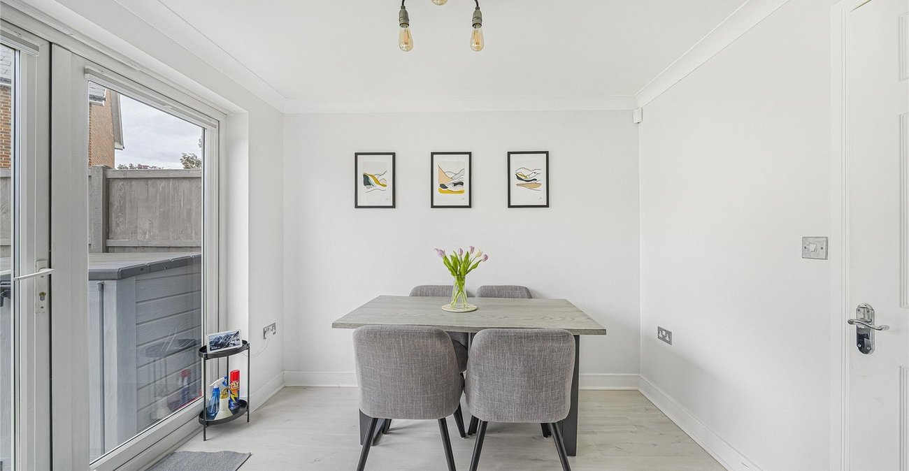 3 bedroom house for sale in Greenhithe | Robinson Jackson