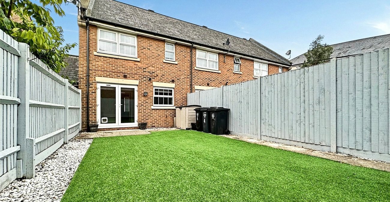 3 bedroom house for sale in Ingress Park | Robinson Jackson