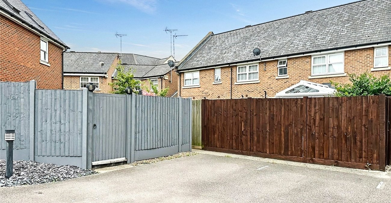 3 bedroom house for sale in Ingress Park | Robinson Jackson