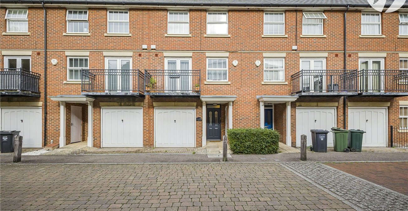 3 bedroom house for sale in Ingress Park | Robinson Jackson