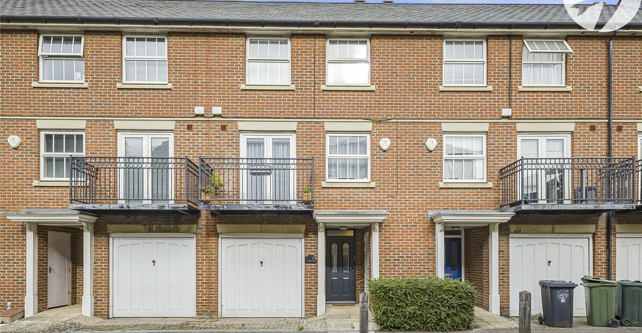 3 bedroom house for sale in Ingress Park | Robinson Jackson