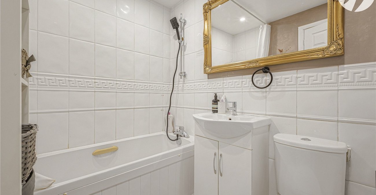 3 bedroom house for sale in Ingress Park | Robinson Jackson