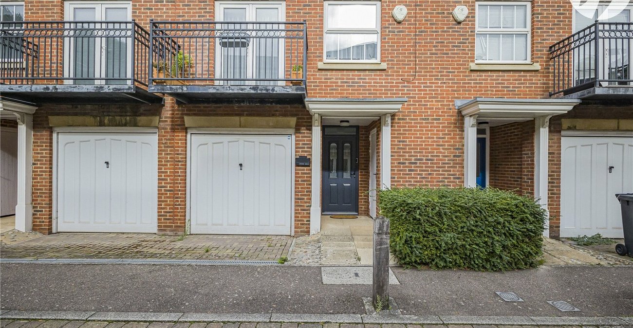 3 bedroom house for sale in Ingress Park | Robinson Jackson