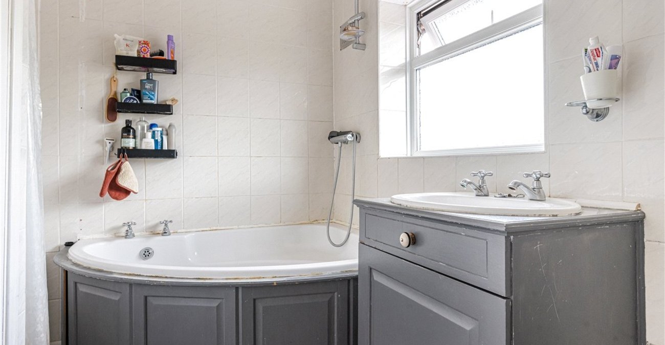 3 bedroom house for sale in Poverest | Robinson Jackson