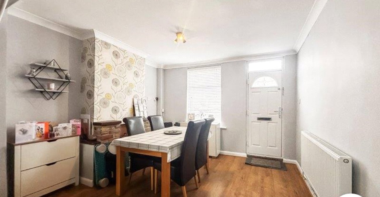 2 bedroom house for sale in Sittingbourne | Robinson Michael & Jackson