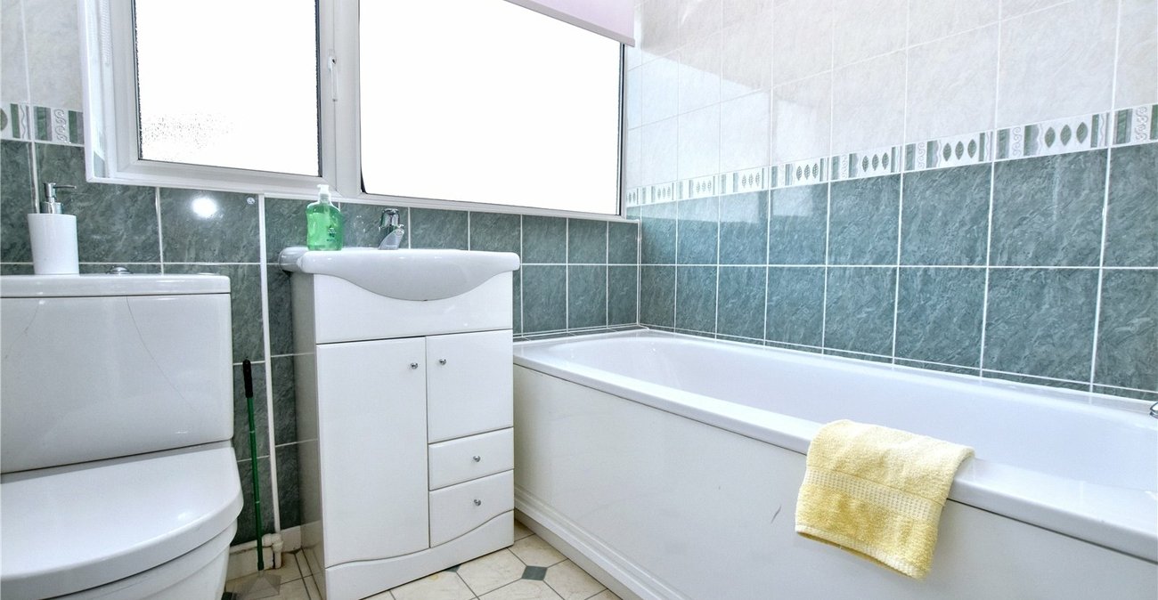 4 bedroom house for sale in Bexleyheath | Robinson Jackson