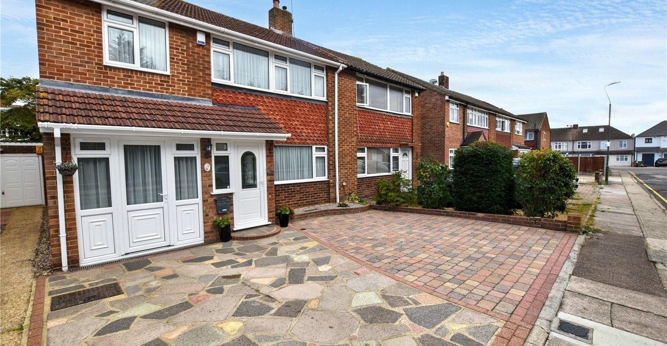 4 bedroom house for sale in Bexleyheath | Robinson Jackson