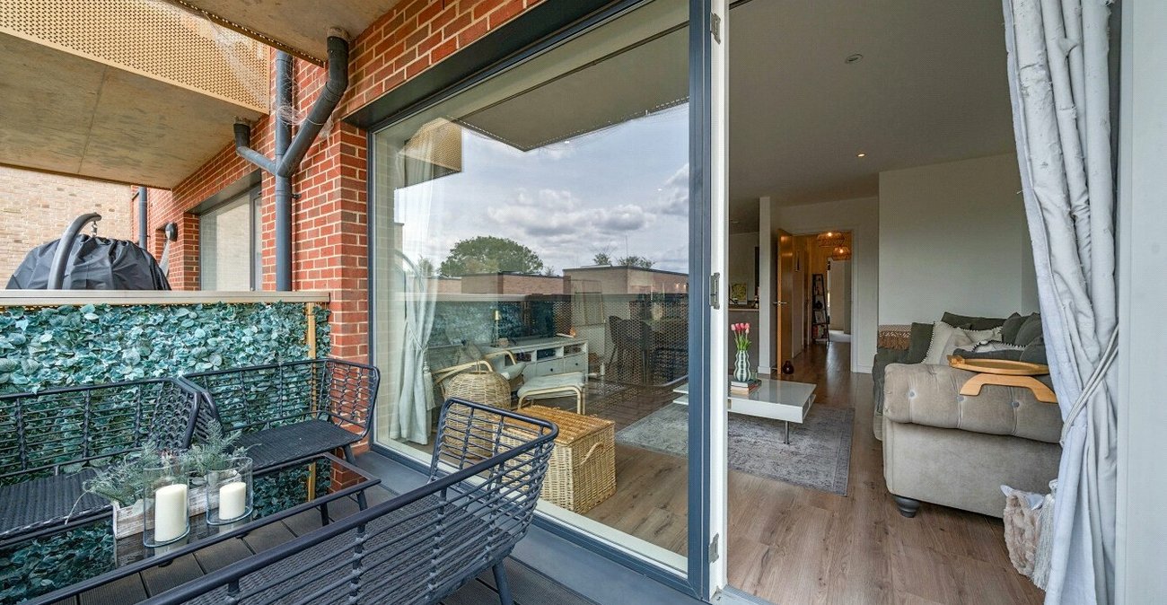 2 bedroom property for sale in Erith | Robinson Jackson