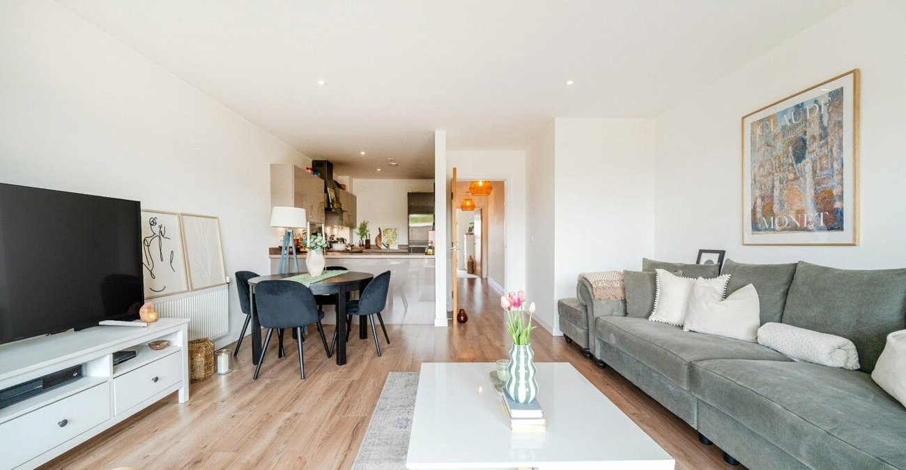 2 bedroom property for sale in Erith | Robinson Jackson