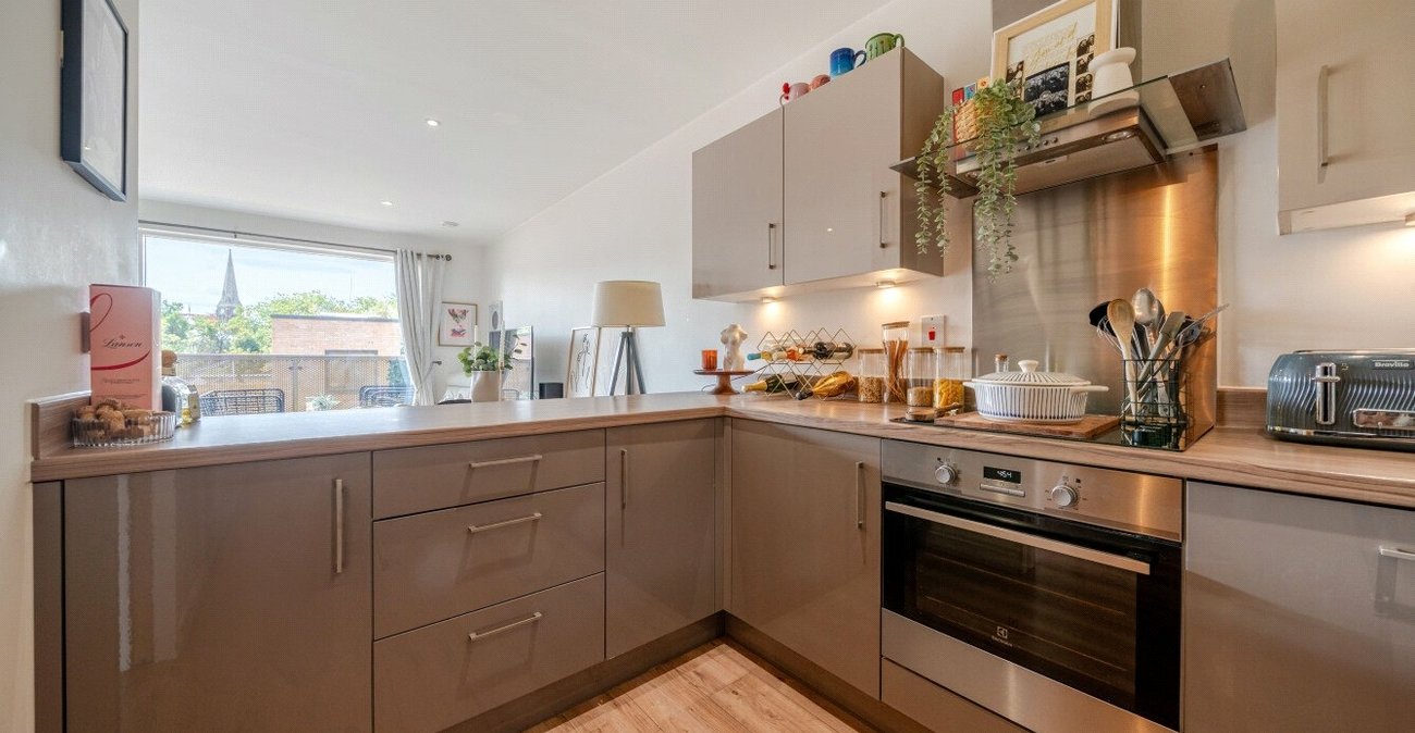 2 bedroom property for sale in Erith | Robinson Jackson