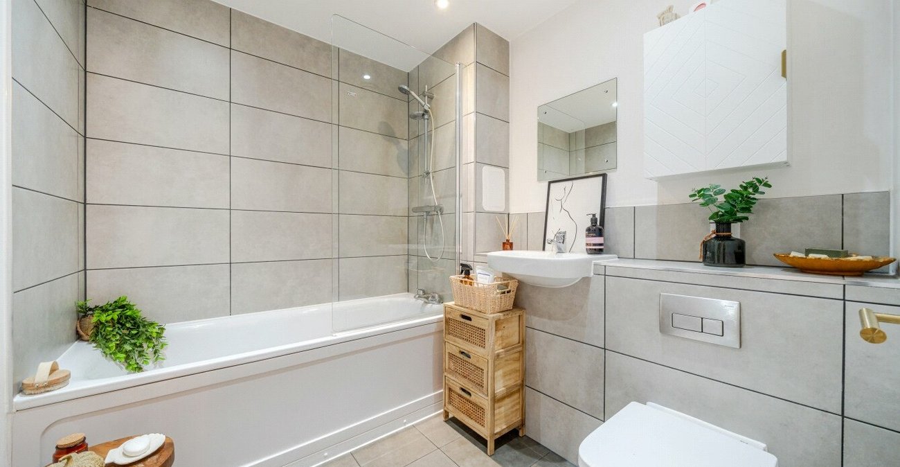 2 bedroom property for sale in Erith | Robinson Jackson