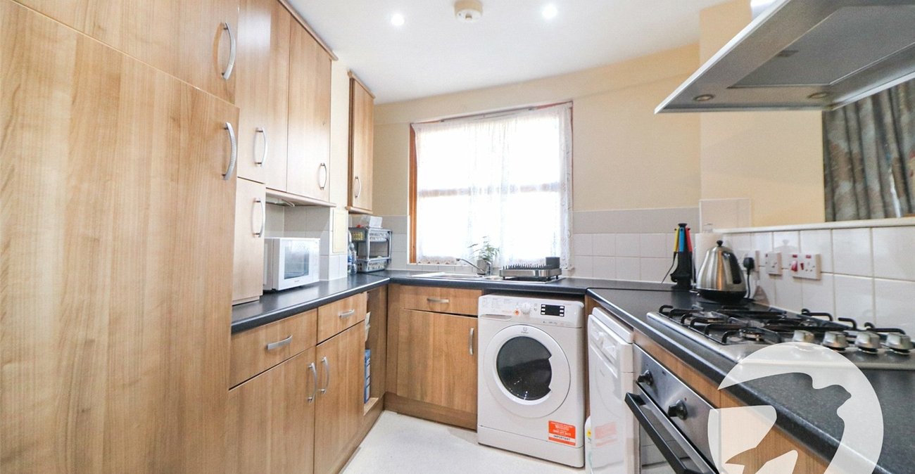 2 bedroom property for sale in Erith | Robinson Jackson
