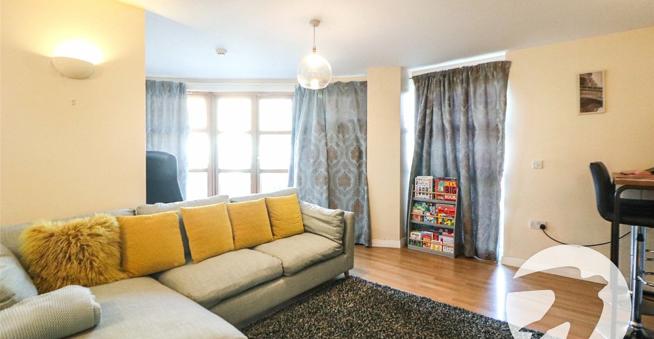 2 bedroom property for sale in Erith | Robinson Jackson