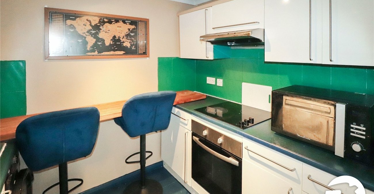 1 bedroom property for sale in Belvedere | Robinson Jackson