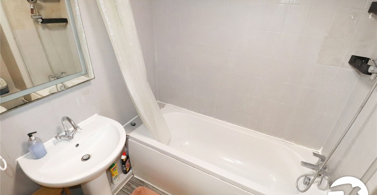 1 bedroom property for sale in Belvedere | Robinson Jackson