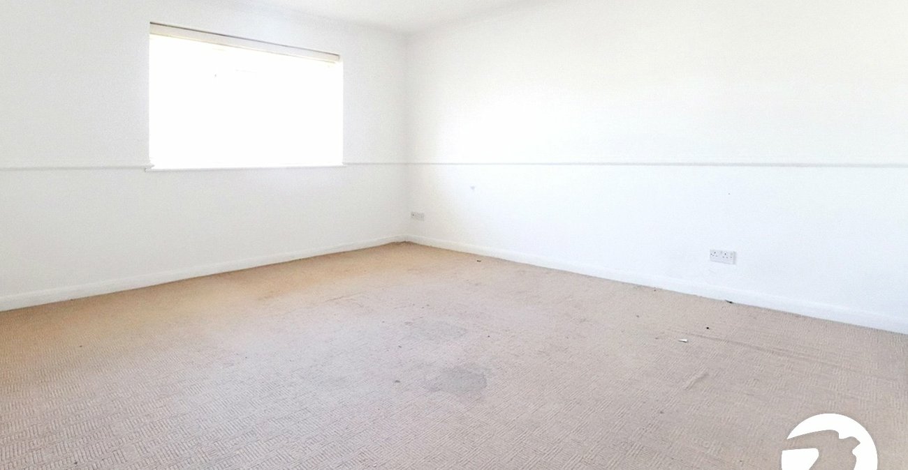 1 bedroom property for sale in Belvedere | Robinson Jackson