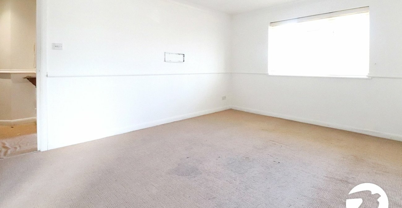 1 bedroom property for sale in Belvedere | Robinson Jackson