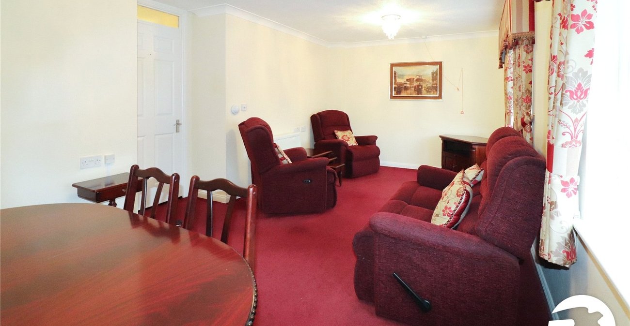 2 bedroom property for sale in Belvedere | Robinson Jackson