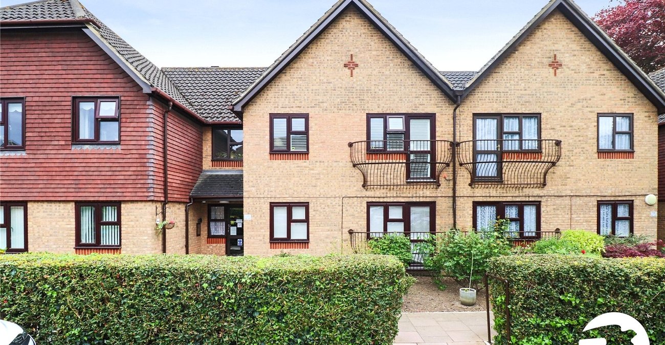 2 bedroom property for sale in Belvedere | Robinson Jackson