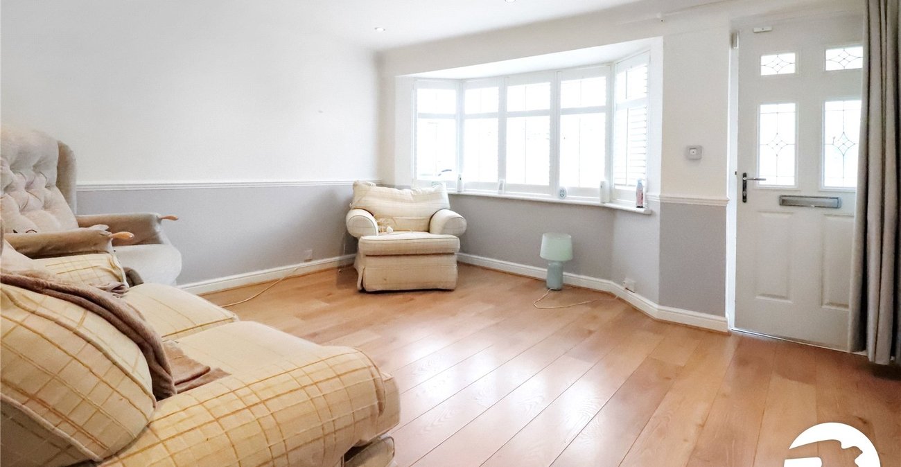 2 bedroom bungalow for sale in Belvedere | Robinson Jackson