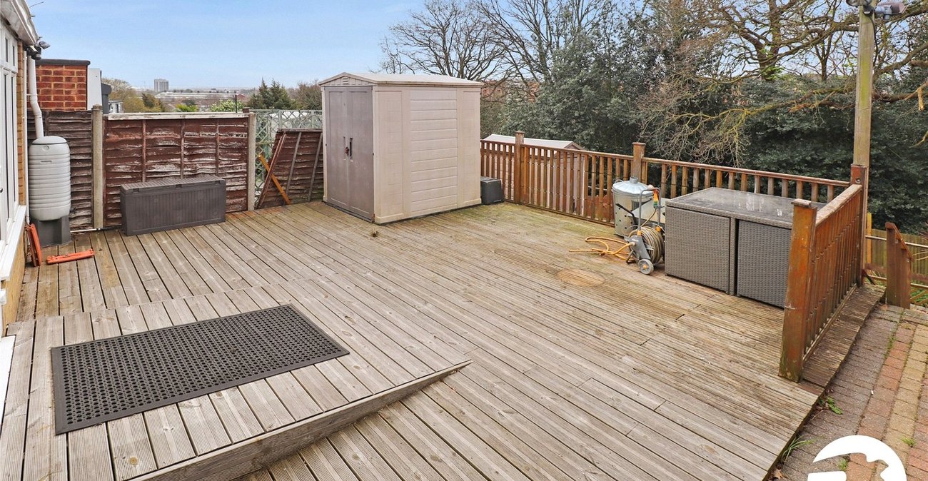 2 bedroom bungalow for sale in Belvedere | Robinson Jackson