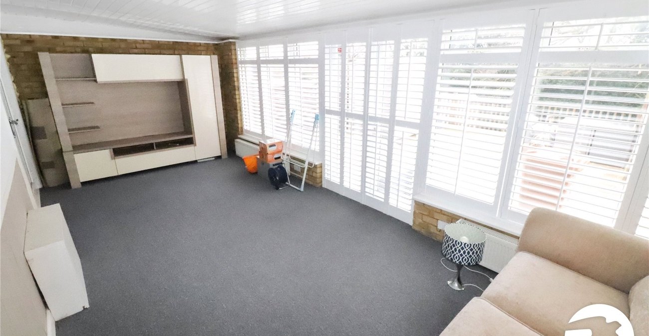 2 bedroom bungalow for sale in Belvedere | Robinson Jackson