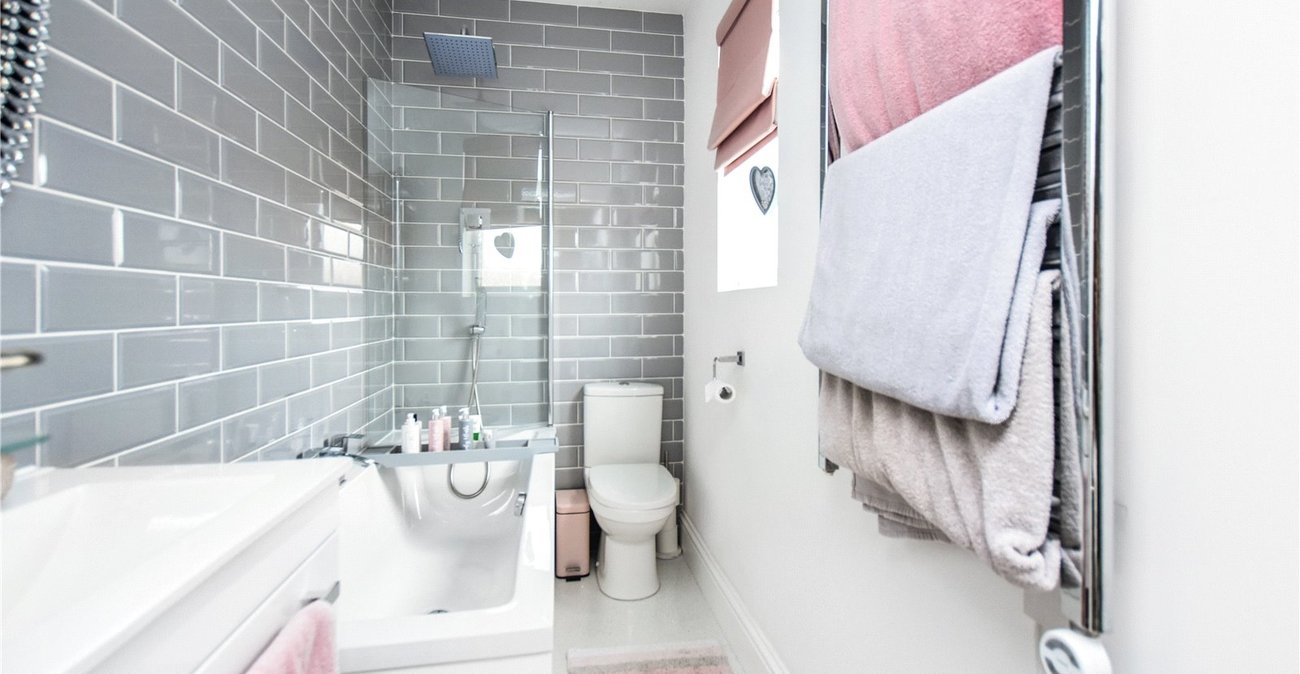 5 bedroom house for sale in Bexleyheath | Robinson Jackson