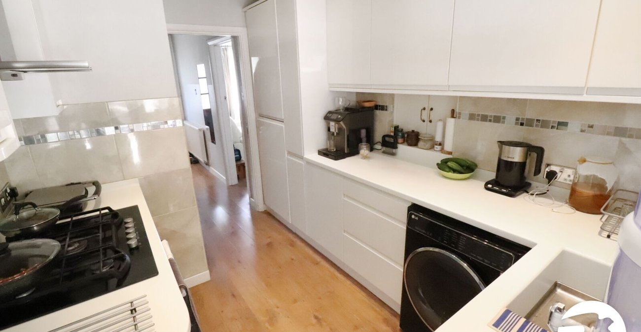 3 bedroom house for sale in Erith | Robinson Jackson