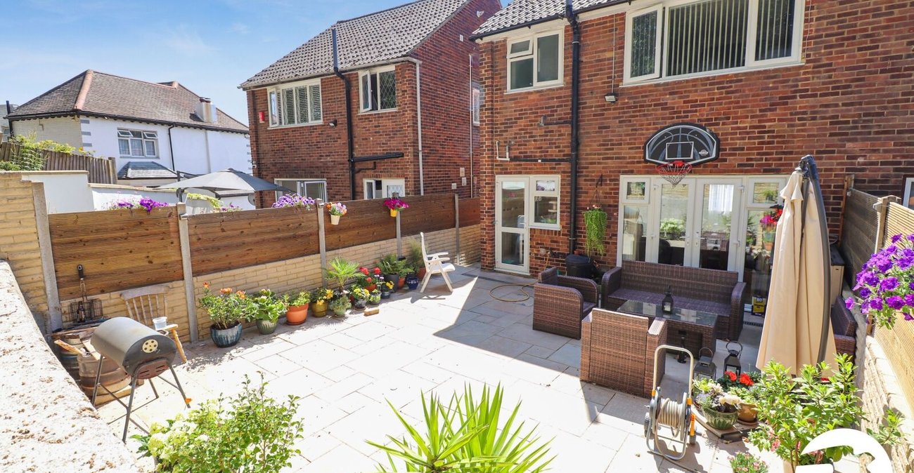 3 bedroom house for sale in Erith | Robinson Jackson