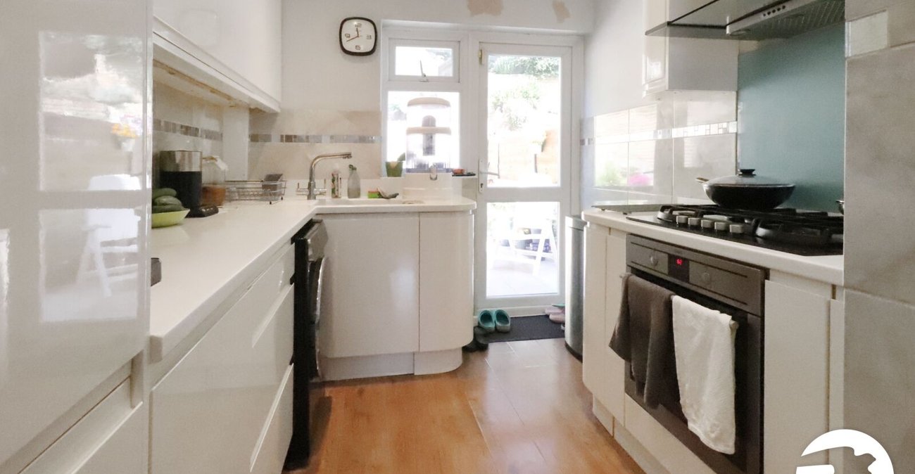 3 bedroom house for sale in Erith | Robinson Jackson