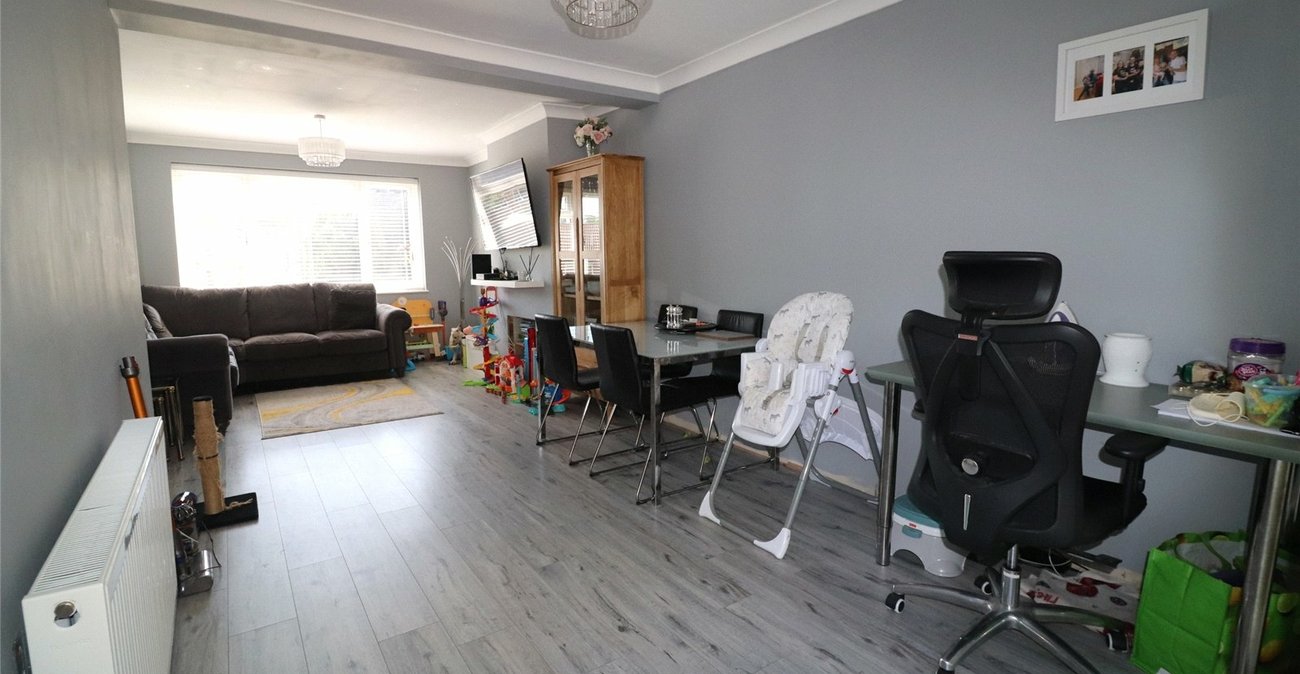 3 bedroom house for sale in Erith | Robinson Jackson