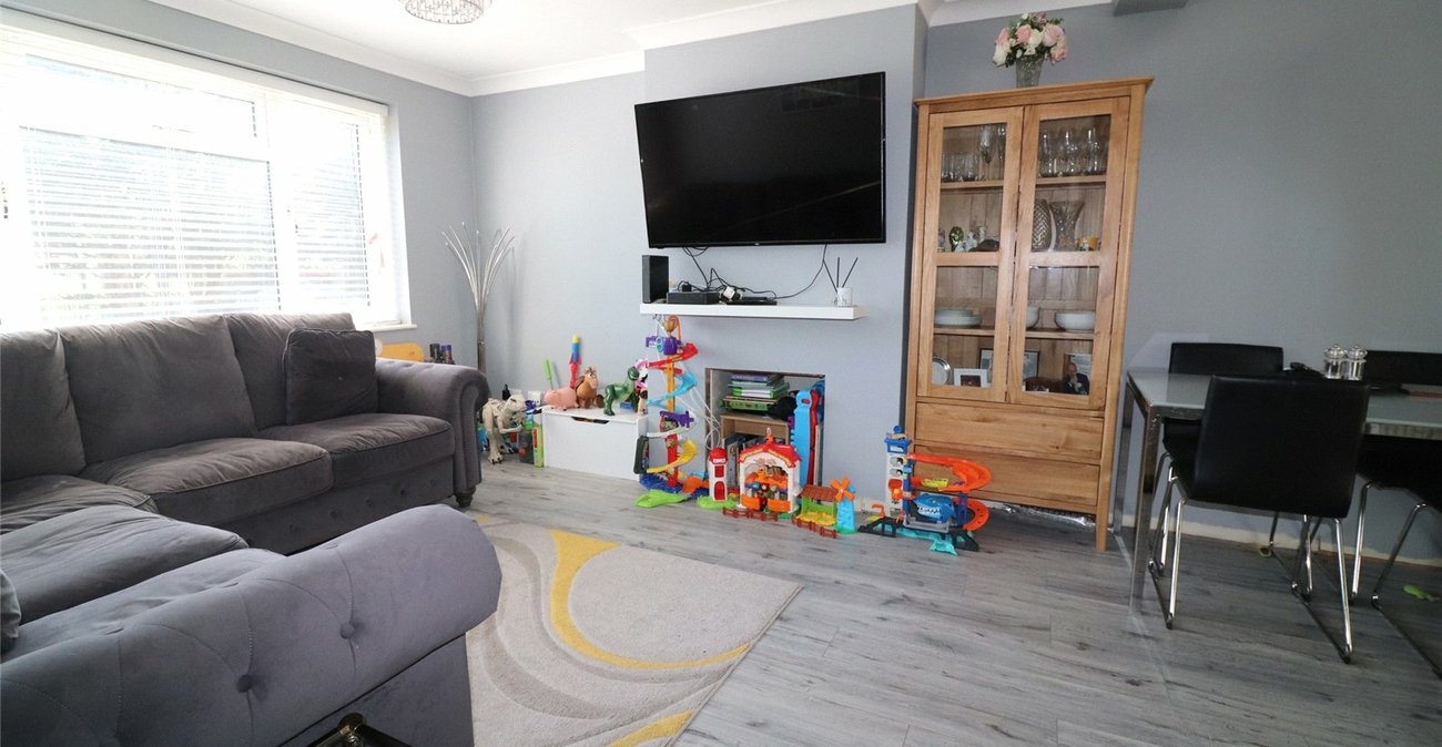 3 bedroom house for sale in Erith | Robinson Jackson