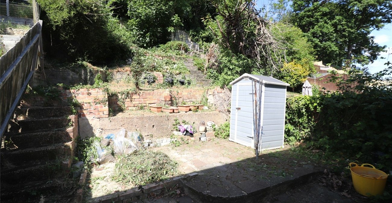 3 bedroom house for sale in Erith | Robinson Jackson