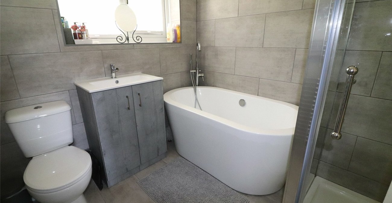 3 bedroom house for sale in Erith | Robinson Jackson