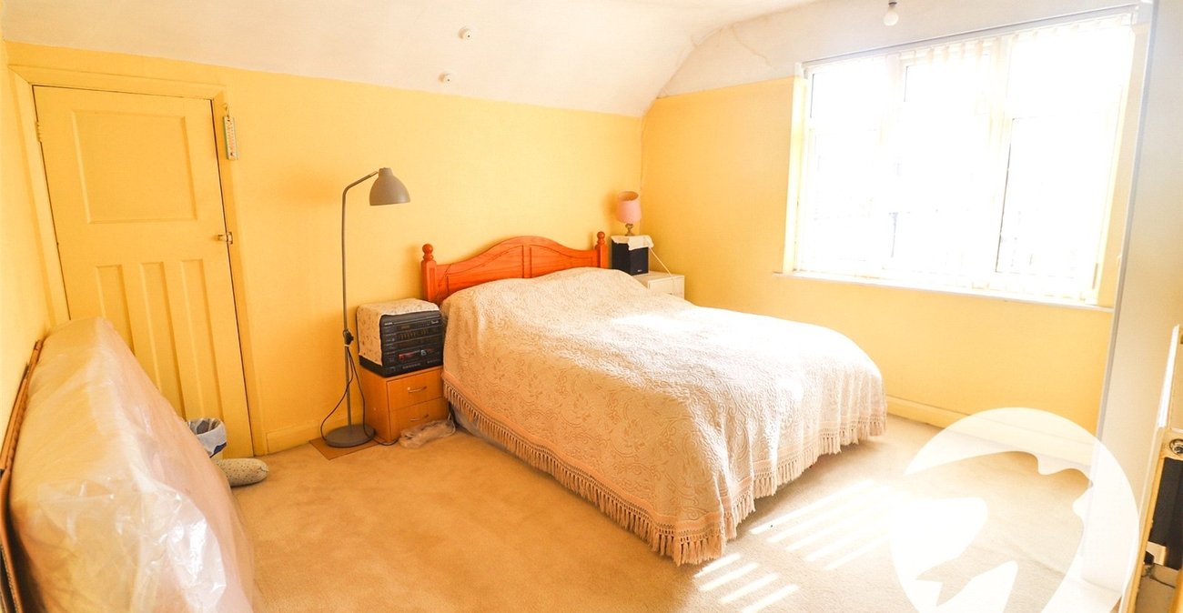 3 bedroom house for sale in Northumberland Heath | Robinson Jackson